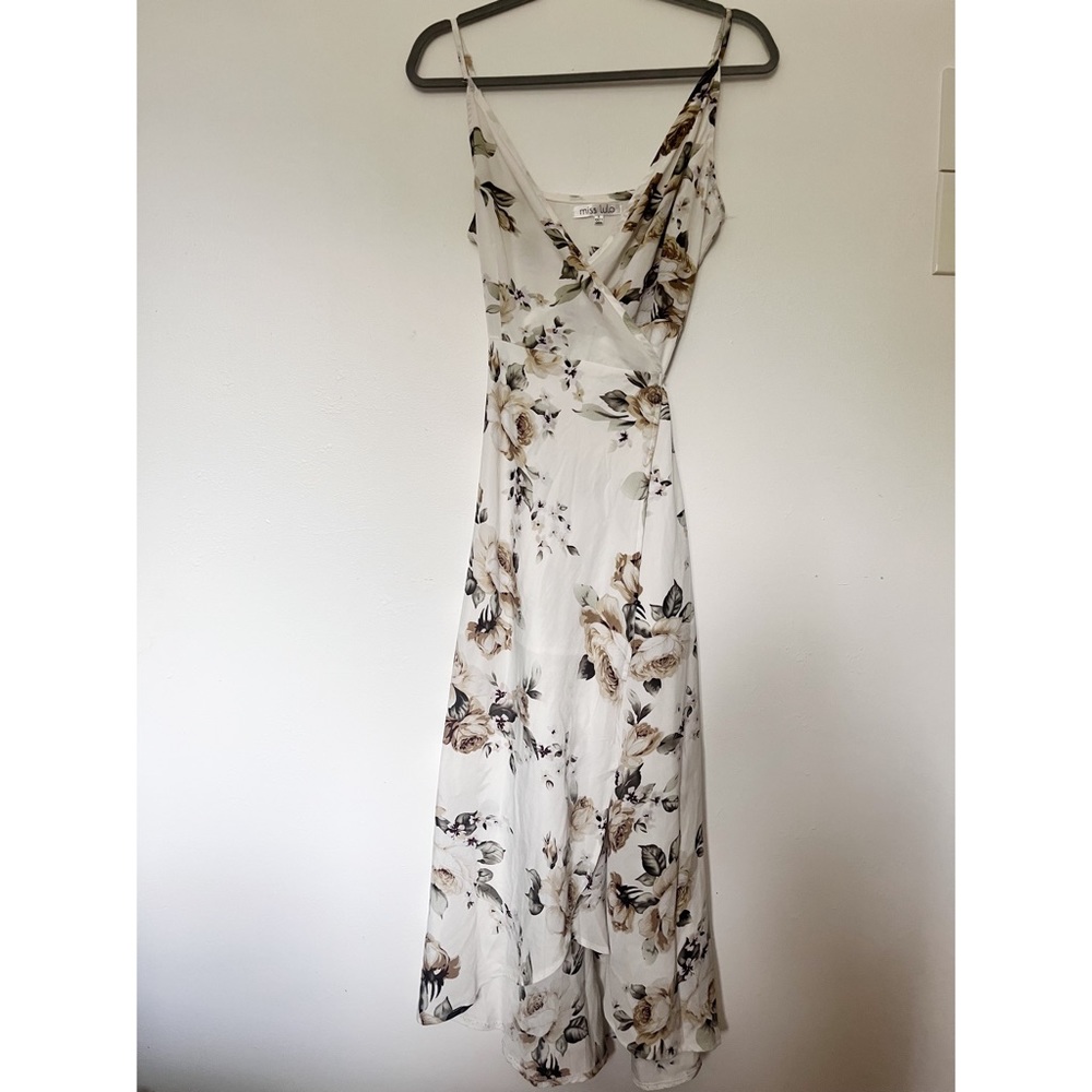 Miss Lulo floral wrap dress